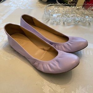 J. Crew lilac ballet slipper shoes 8M. Very good condition, lightly worn